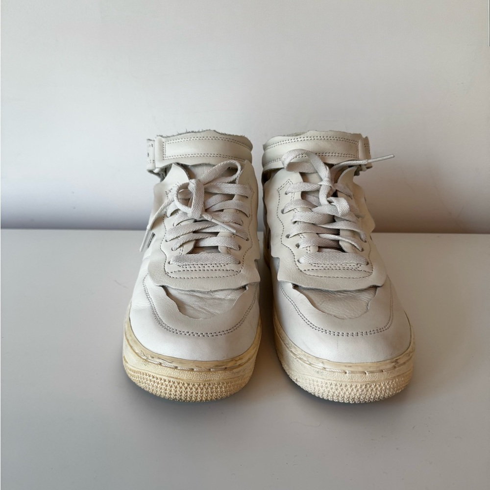 Comme des Garçons x Nike Air Force 1 Mid – Triple White
